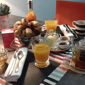 Bed & Breakfast Au Moulin De Riottier, Jayat